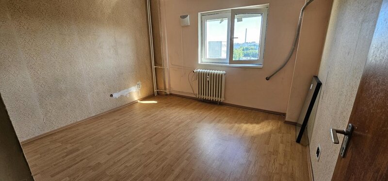 Brancoveanu, Oltenitei, bloc 1983, nerenovat, comision 0