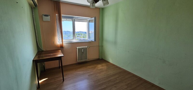 Brancoveanu, Oltenitei, bloc 1983, nerenovat, comision 0